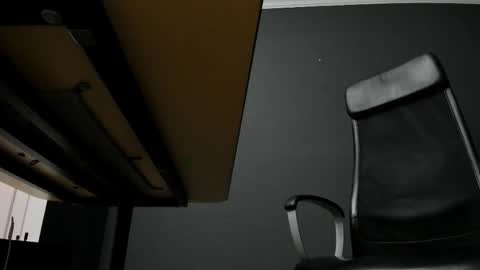 Snapshot of brianhunts chatting on February 3, 2026, 5:27 am Brian online show from February 3, 2026, 5:27 am