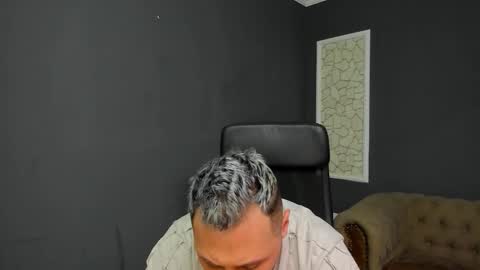 Snapshot of brianhunts chatting on February 6, 2026, 7:02 am Brian online show from February 6, 2026, 7:02 am