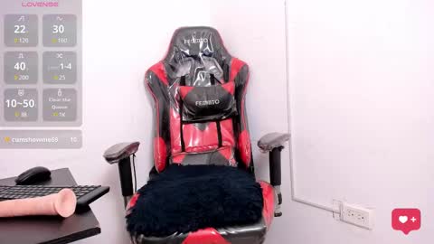 Snapshot of brianna_hard chatting on February 19, 2025, 12:25 am Brianna online show from February 19, 2025, 12:25 am