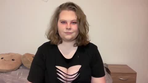 Brianna online show from December 16, 2025, 1:27 pm