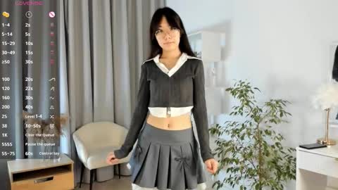 Hanna online show from October 28, 2025, 1:53 am