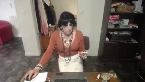 bridgetfouru online show from May 6, 2026, 5:14 am