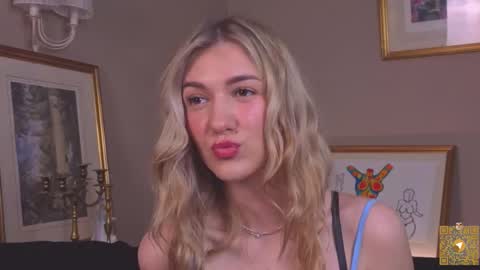 Snapshot of bridgetgodbold chatting on October 15, 2025, 8:20 pm Mary online show from October 15, 2025, 8:20 pm