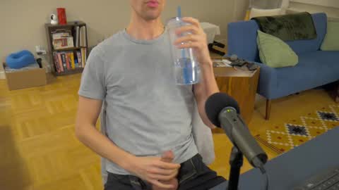 Snapshot of bright_bi chatting on December 8, 2024, 2:39 am bright bi online show from December 8, 2024, 2:39 am