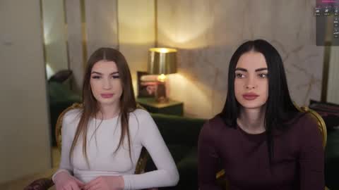 Diamonds Girls online show from December 3, 2025, 11:52 am