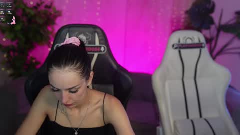 Diamonds Girls online show from July 10, 2026, 8:50 am