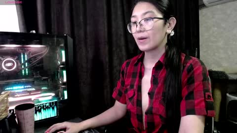 Aisha online show from February 4, 2025, 7:29 am