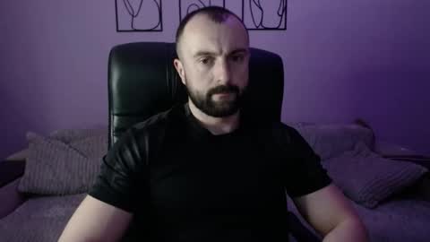 brindlefly69 online show from March 31, 2026, 10:15 am