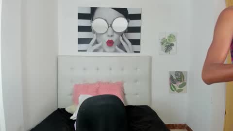 Snapshot of brisahott chatting on October 18, 2025, 9:48 pm Brisa online show from October 18, 2025, 9:48 pm