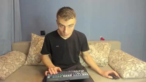 bristlebback online show from September 15, 2025, 4:07 pm