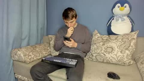 Snapshot of bristlebback chatting on May 17, 2026, 4:36 pm bristlebback online show from May 17, 2026, 4:36 pm
