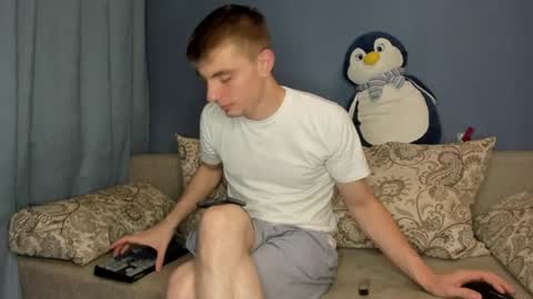 Snapshot of bristlebback chatting on June 14, 2026, 3:25 pm bristlebback online show from June 14, 2026, 3:25 pm