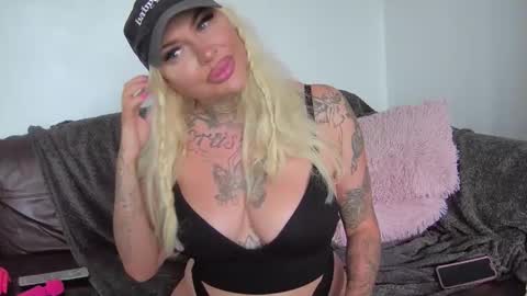 Snapshot of british_bratty_barbie chatting on October 13, 2025, 12:38 pm BritishBrattyBarbie online show from October 13, 2025, 12:38 pm