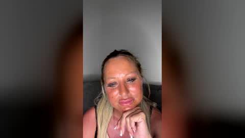 Snapshot of britishcumslut_10 chatting on April 16, 2026, 10:23 pm britishcumslut_10 online show from April 16, 2026, 10:23 pm