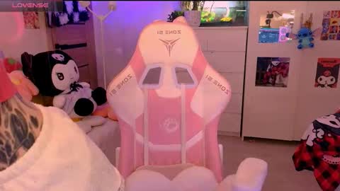 Britney online show from October 24, 2025, 10:33 am