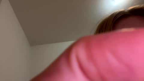 Snapshot of britneycherry08 chatting on February 27, 2026, 12:05 pm britneycherry08 online show from February 27, 2026, 12:05 pm