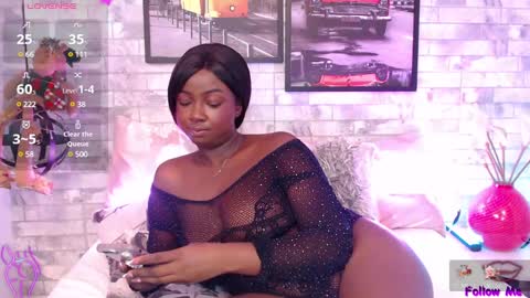 Snapshot of brittanyjhonnns chatting on December 31, 2024, 2:14 pm brittany 25 years old  happy as a worm  online show from December 31, 2024, 2:14 pm