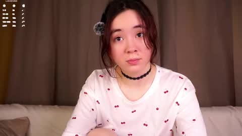 Lina online show from January 18, 2026, 11:36 am