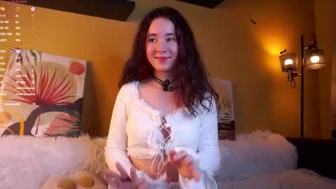 Lina online show from June 13, 2026, 3:21 pm