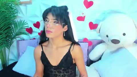 BRIYIT     online show from September 22, 2025, 6:04 am