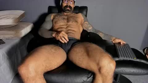 Snapshot of brockhurn_ chatting on July 18, 2026, 2:05 am brockhurn_ online show from July 18, 2026, 2:05 am