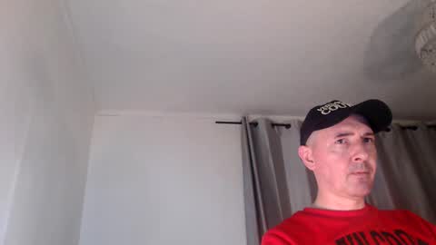 Snapshot of brodiecagney chatting on November 6, 2025, 8:54 pm brodiecagney online show from November 6, 2025, 8:54 pm