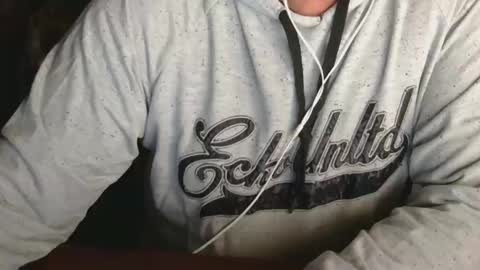 Snapshot of broggs2017 chatting on November 18, 2025, 11:58 am broggs2017 online show from November 18, 2025, 11:58 am