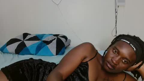 Snapshot of broken_haloo chatting on March 10, 2026, 8:14 pm broken_haloo online show from March 10, 2026, 8:14 pm