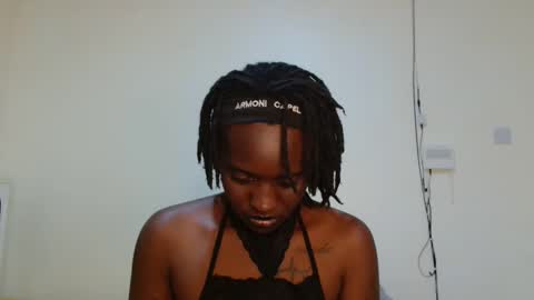 Snapshot of broken_haloo chatting on March 27, 2026, 3:45 am broken_haloo online show from March 27, 2026, 3:45 am