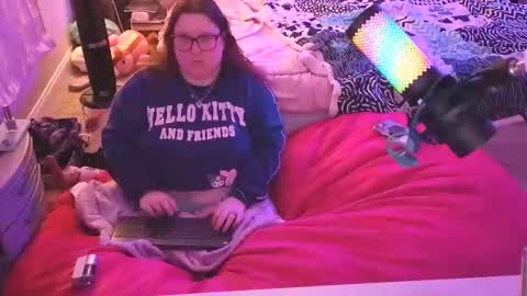 Snapshot of brookenicole3 chatting on February 28, 2026, 11:28 pm Madam Brooke online show from February 28, 2026, 11:28 pm