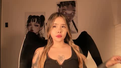 Snapshot of brooklyn_baby_ chatting on March 11, 2026, 5:02 am Nat Independent model Please help me to reach 200 thumbs up online show from March 11, 2026, 5:02 am