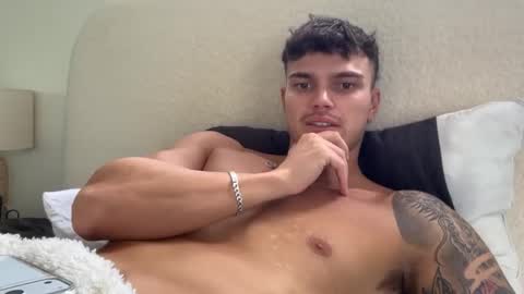 BrooklynTay online show from March 10, 2026, 11:32 pm