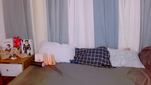 Snapshot of brownsausageroberta chatting on September 17, 2025, 7:54 am Roberta GODDESS OF PLEASURE AND SEXUALDESIRE online show from September 17, 2025, 7:54 am