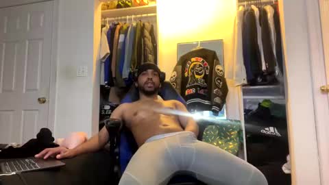 Snapshot of brownskinshortyy chatting on March 1, 2025, 10:42 pm Brownskinshortyy online show from March 1, 2025, 10:42 pm