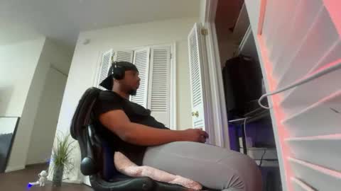 Brownskinshortyy online show from March 5, 2026, 6:04 pm