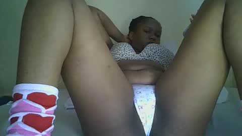 Snapshot of browny_kinky chatting on May 20, 2026, 4:18 am pitch online show from May 20, 2026, 4:18 am