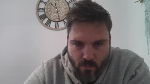 Bruce Wayne online show from December 1, 2025, 9:25 am