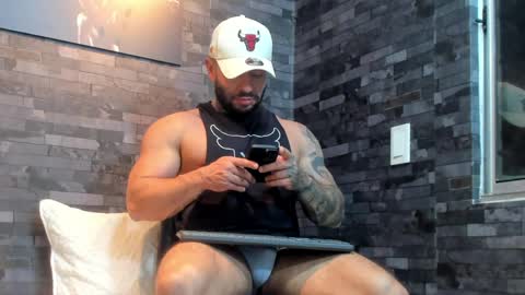 brucedallas online show from March 27, 2026, 2:06 am