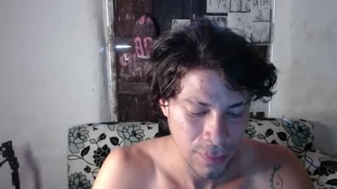 brucewayne1_ online show from November 21, 2025, 6:28 pm