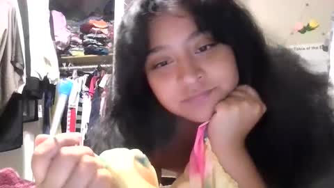 brujerita_dmota online show from May 27, 2026, 3:58 am