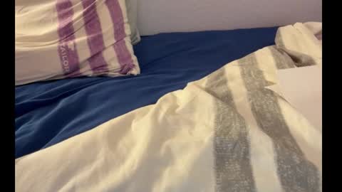 Snapshot of brujo_4 chatting on October 7, 2025, 1:52 pm Brujo 4 online show from October 7, 2025, 1:52 pm