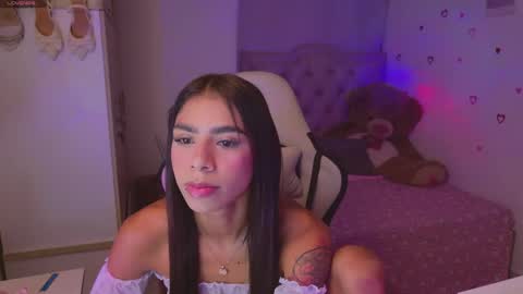 SARAH  online show from April 14, 2026, 2:17 am