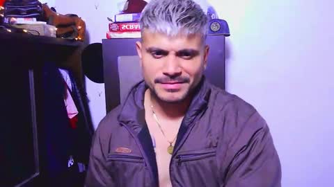 bruno_booss online show from December 19, 2025, 3:13 am