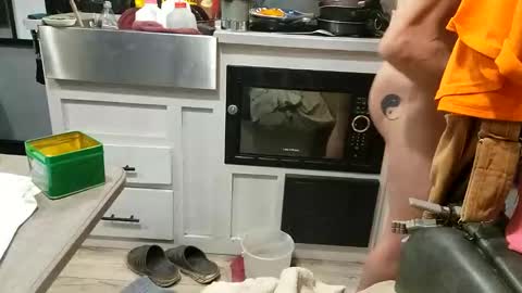 Snapshot of brushsquach chatting on October 30, 2025, 6:04 am Steve... aka SkinnieDippin aka TimberTramp online show from October 30, 2025, 6:04 am