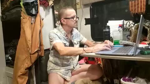 Steve... aka SkinnieDippin aka TimberTramp online show from March 24, 2026, 5:12 am