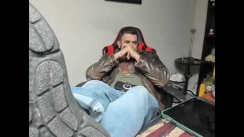 BRUTALMASTER1983 online show from October 28, 2025, 7:38 pm