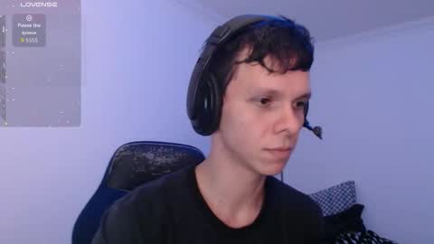 bryamado online show from December 23, 2025, 7:39 am