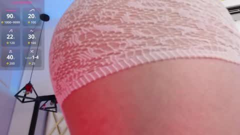 Becky Anders  online show from September 17, 2025, 5:58 pm