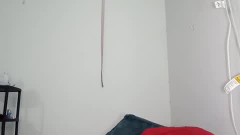 bryanny760719 online show from October 17, 2025, 4:59 am