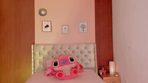 Carly     online show from October 6, 2025, 5:21 pm